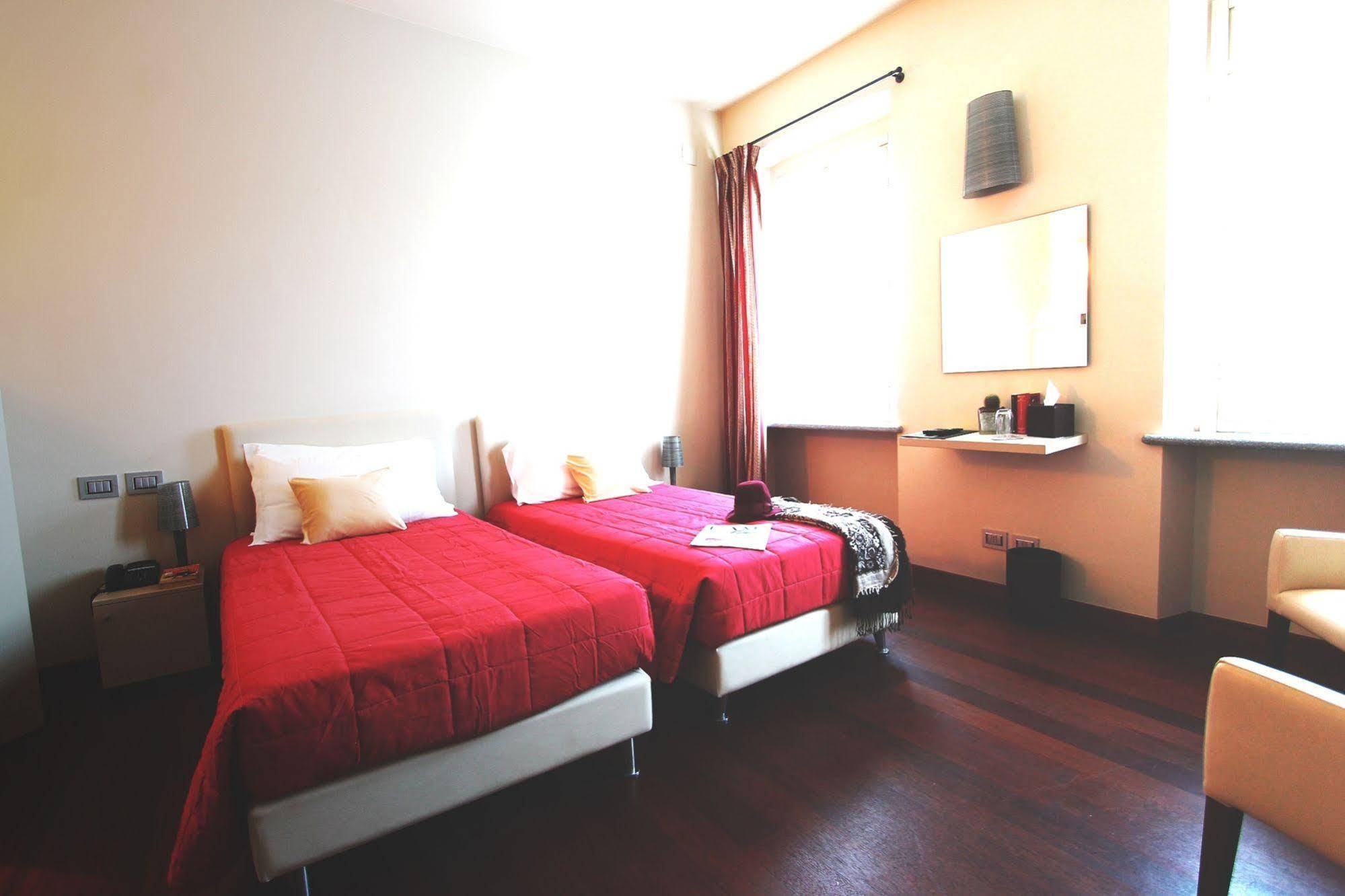 La Fermata Resort Alessandria Ngoại thất bức ảnh